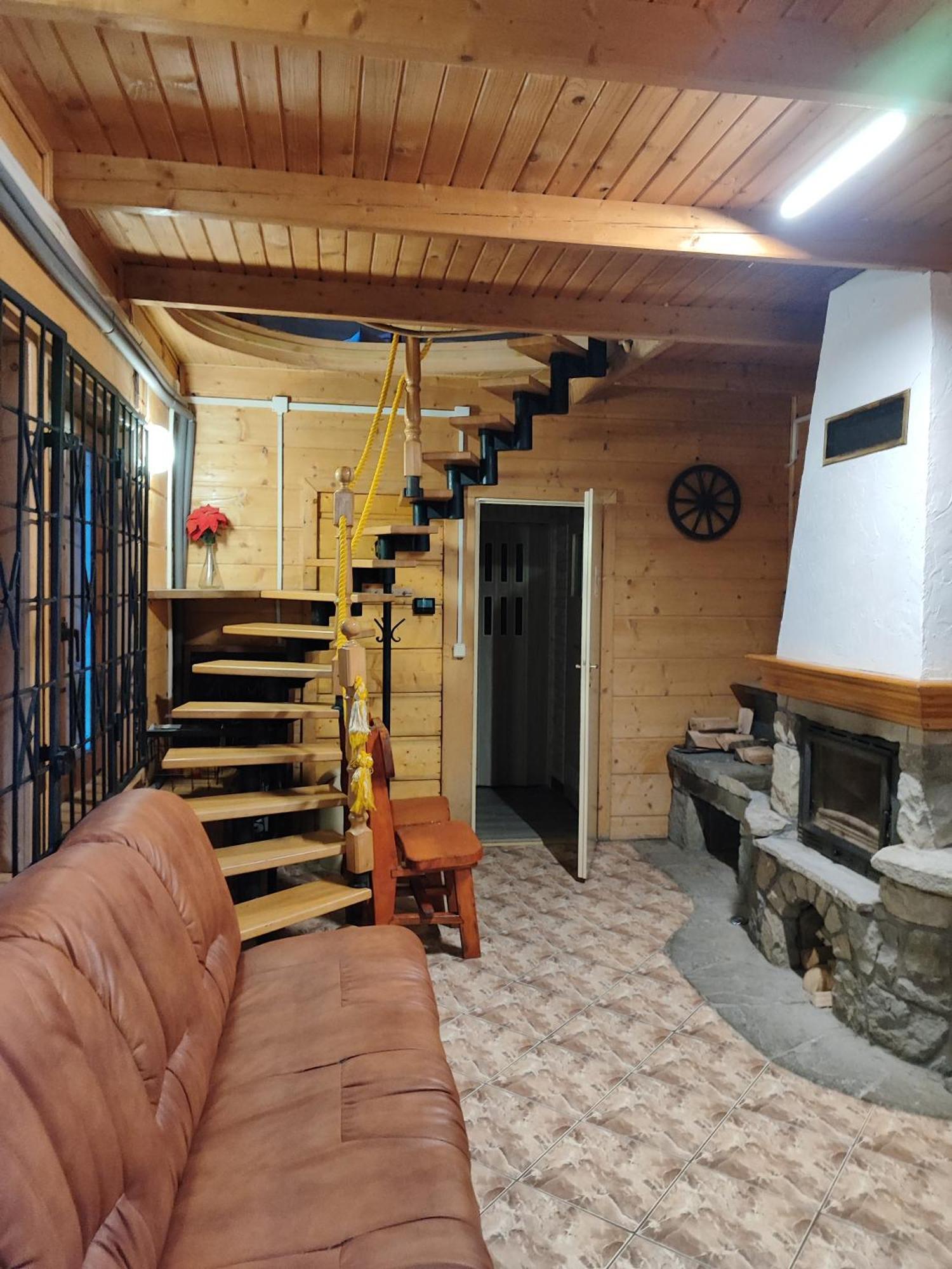 Chalet W Dolinie Zimnika *